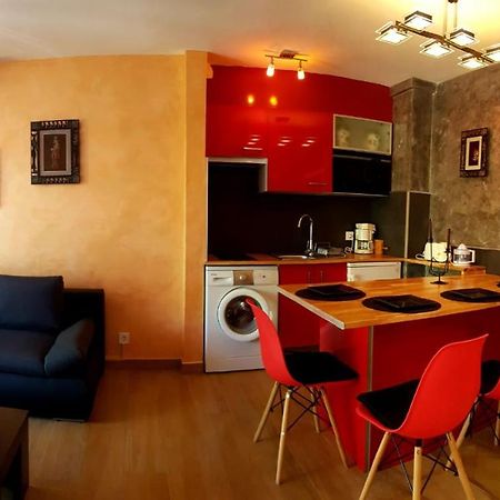 Leroy Apartment Емпуриабрава Екстериор снимка