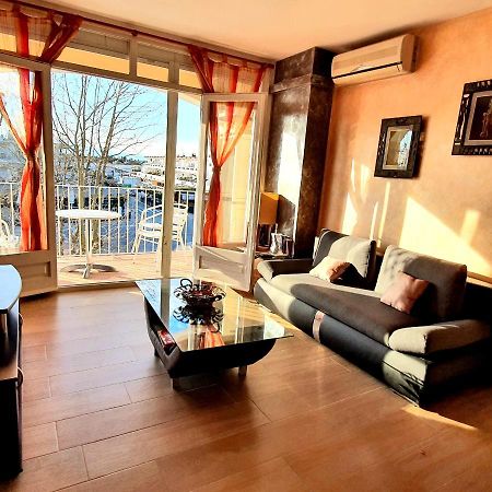 Leroy Apartment Емпуриабрава Екстериор снимка