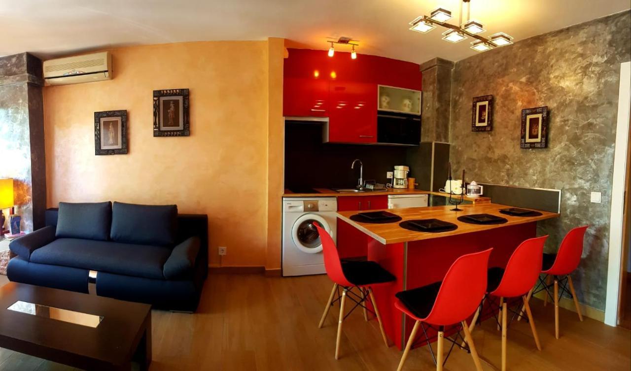 Leroy Apartment Емпуриабрава Екстериор снимка